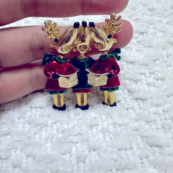 Vintage AJC Brooch Pin Christmas Carolers Reindeer - Picture 2 of 5